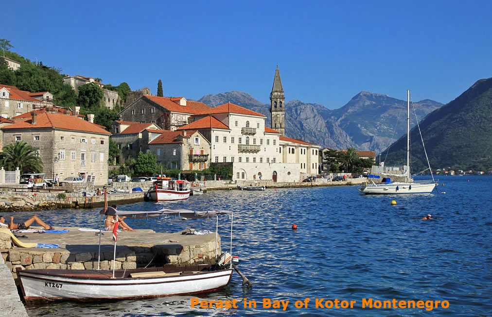 Perast dans la Baie de Kotor Montenegro
